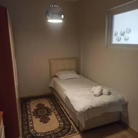 Uskudar Salacak Mukemmel Daire Apartment